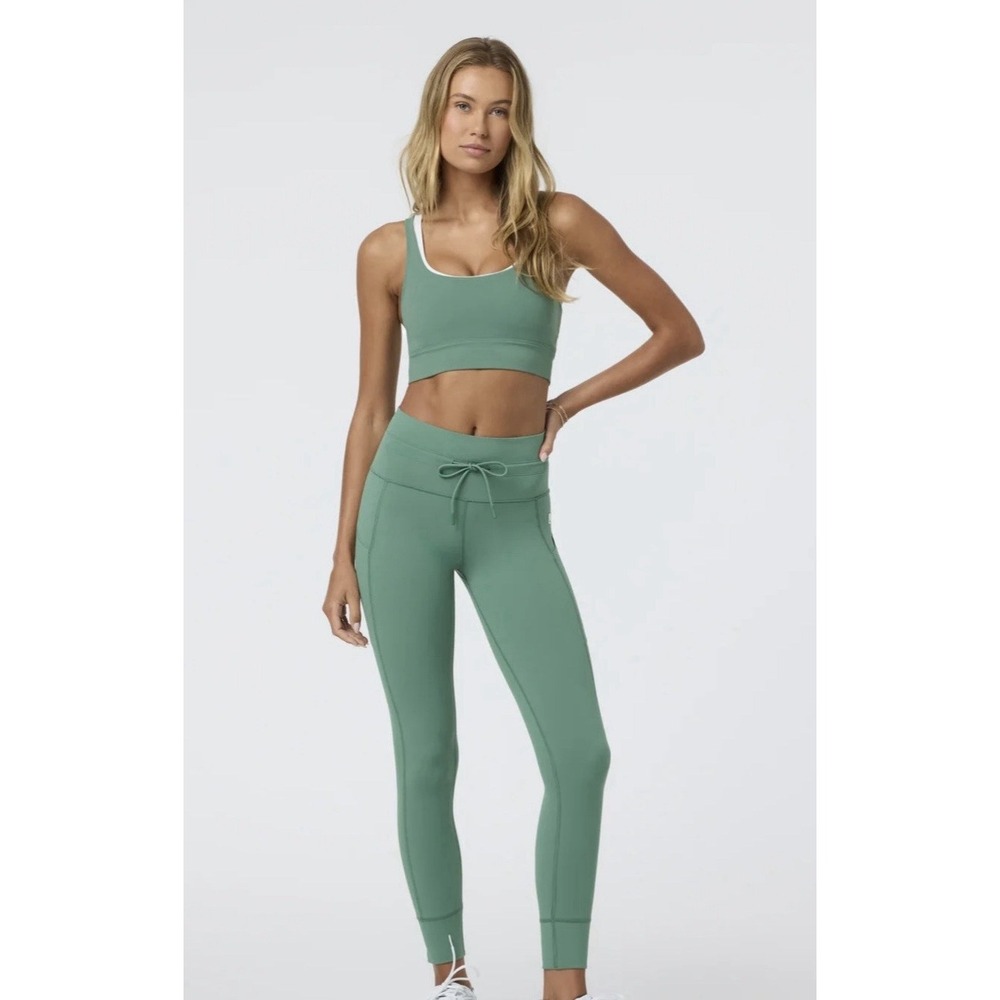 Vuori Daily Pocket Leggings Small Green Athleisure Tennis Prep Athletic Legging